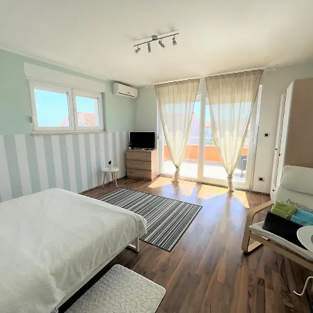 Villa Summer Escape On Island Rab