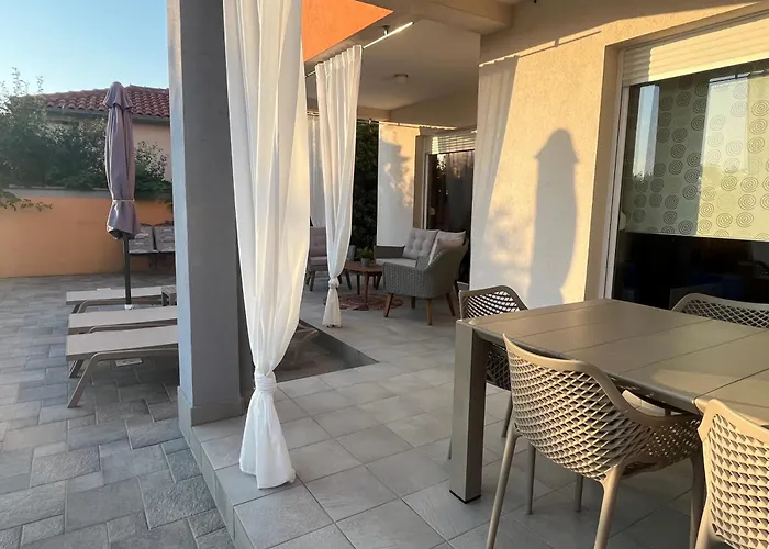 Summer Escape On Island Rab Villa *