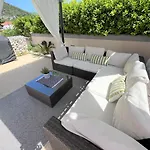 Summer Escape On Island Rab 别墅 Barbat na Rabu